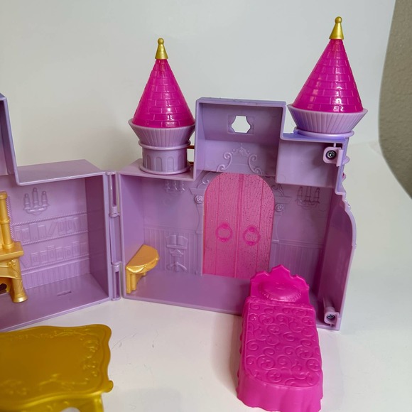Disney Princess Sleeping Beauty 2009 Aurora Castle Playset - Picture 8 of 8
